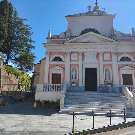 Tra Le Cinque Terre, Camogli E Portofino Con Scorcio Mare All'orizzonte Castiglione Chiavarese