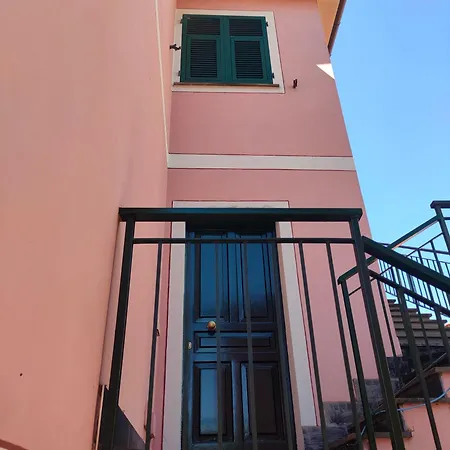 Tra Le Cinque Terre, Camogli E Portofino Con Scorcio Mare All'orizzonte * Castiglione Chiavarese