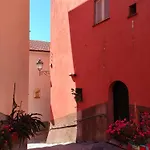 Tra Le Cinque Terre, Camogli E Portofino Con Scorcio Mare All'orizzonte Castiglione Chiavarese