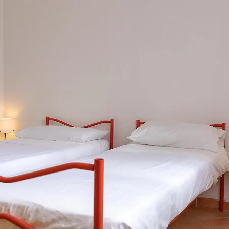 Tra Le Cinque Terre, Camogli E Portofino Con Scorcio Mare All'orizzonte Castiglione Chiavarese