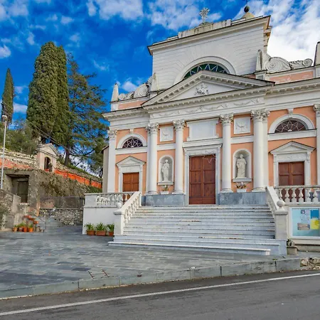 Tra Le Cinque Terre, Camogli E Portofino Con Scorcio Mare All'orizzonte * Castiglione Chiavarese