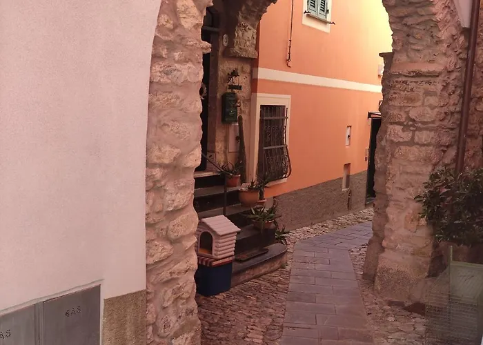 Tra Le Cinque Terre, Camogli E Portofino Con Scorcio Mare All'orizzonte Casa de Férias Castiglione Chiavarese