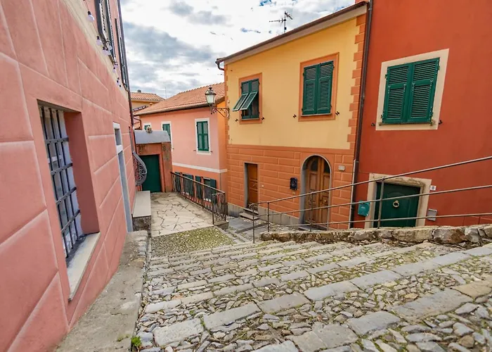 Tra Le Cinque Terre, Camogli E Portofino Con Scorcio Mare All'orizzonte Casa de Férias *